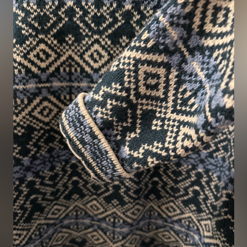 L.l. Bean Lambs Wool Button Down - Picture 4 of 4